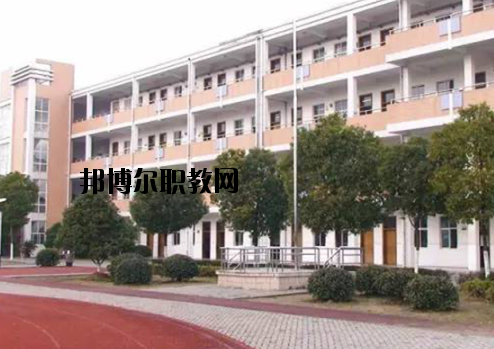 景德鎮(zhèn)體育運(yùn)動(dòng)學(xué)校2020年報(bào)名條件、招生要求、招生對(duì)象