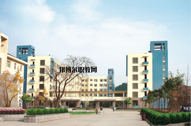 廣元市昭化區(qū)職業(yè)高級(jí)中學(xué)2020年報(bào)名條件、招生要求、招生對(duì)象