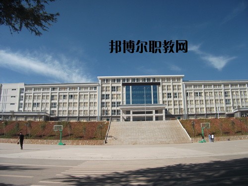 文山職業(yè)高級中學2020年報名條件、招生要求、招生對象