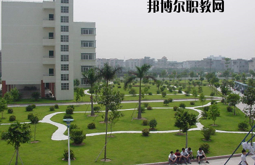 茂名高州信息職業(yè)技術(shù)學(xué)校2020年報(bào)名條件、招生要求、招生對(duì)象