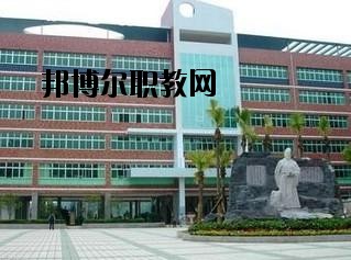 貴陽(yáng)英才學(xué)校怎么樣，好不好