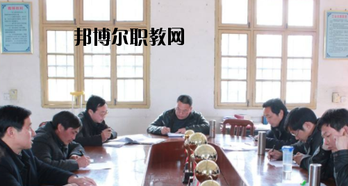 桂林林業(yè)學校2020年報名條件、招生要求、招生對象 