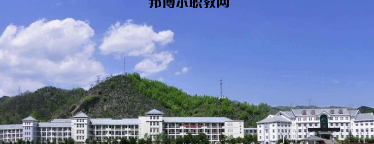 欒川中等職業(yè)學(xué)校2021年報(bào)名條件、招生要求、招生對(duì)象