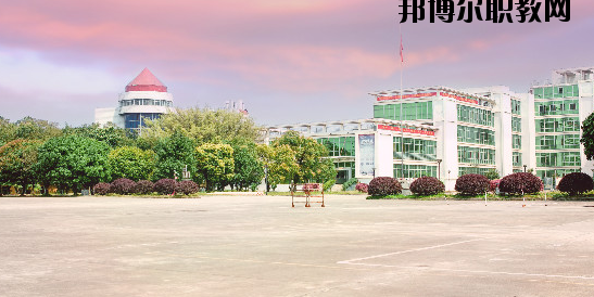 柳州汽車運(yùn)輸技工學(xué)校怎么樣、好不好