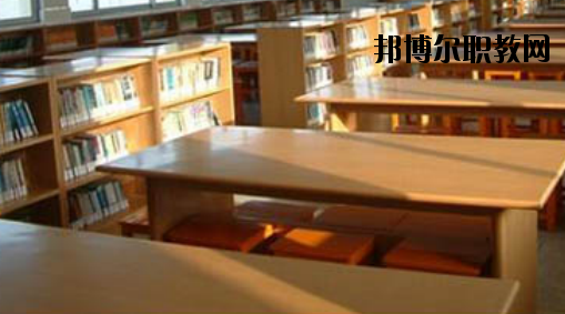 柳州工業(yè)職業(yè)技術(shù)學(xué)校2020年報(bào)名條件、招生要求、招生對(duì)象 