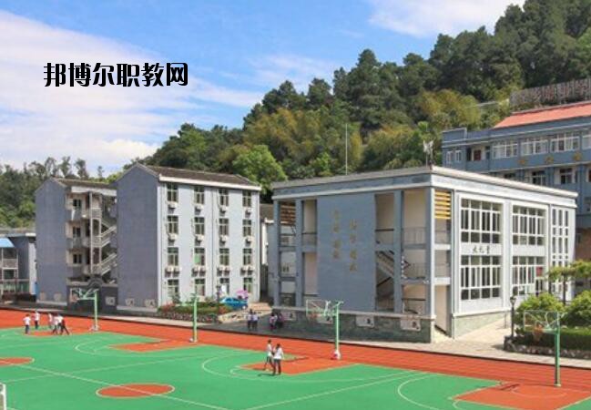 蒼南縣金鄉(xiāng)職業(yè)學(xué)校2020年報名條件、招生要求、招生對象