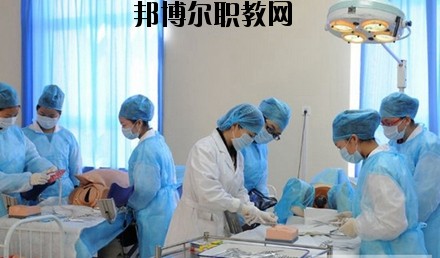 四川成都衛(wèi)生學校2020年報名條件、招生要求、招生對象