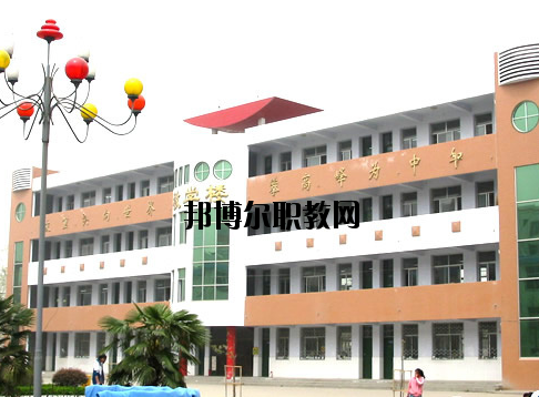 南陽信息工程學(xué)校怎么樣、好不好