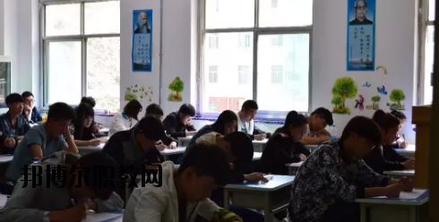 甘肅農(nóng)墾中等專業(yè)學(xué)校2020年學(xué)費(fèi)、收費(fèi)多少