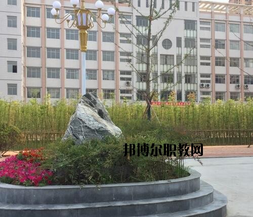 商丘中等專業(yè)學校怎么樣、好不好