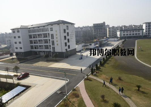 宜豐中等專業(yè)學(xué)校2020年報(bào)名條件、招生要求、招生對(duì)象