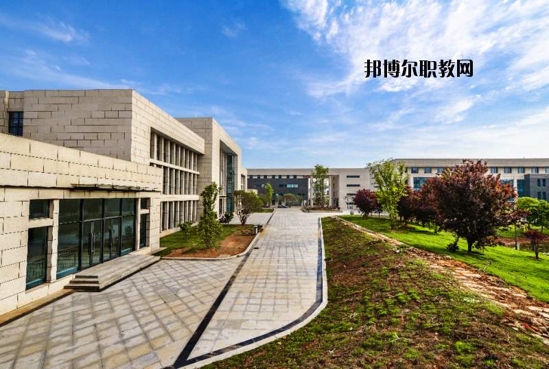 江蘇建筑職業(yè)技術(shù)學院2020年報名條件、招生要求、招生對象