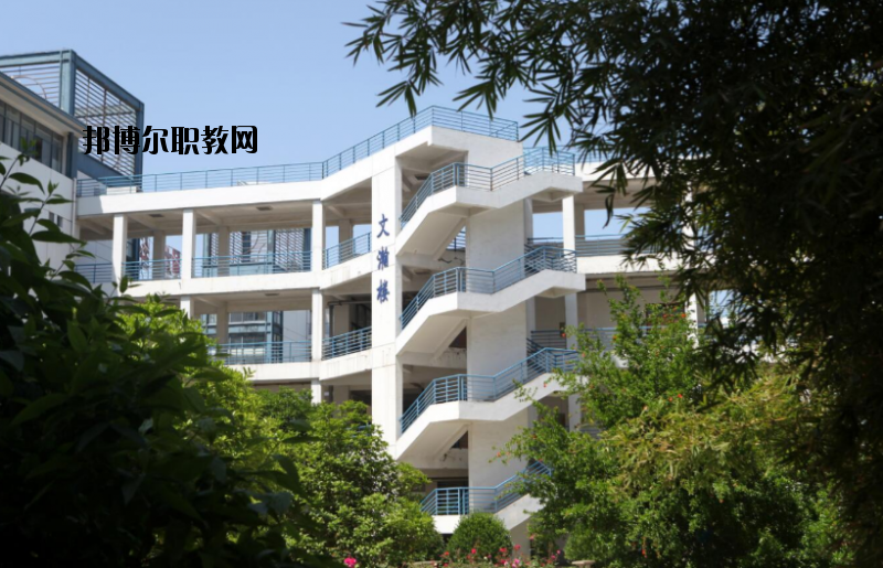 江蘇財經(jīng)職業(yè)技術(shù)學(xué)院2020年報名條件、招生要求、招生對象