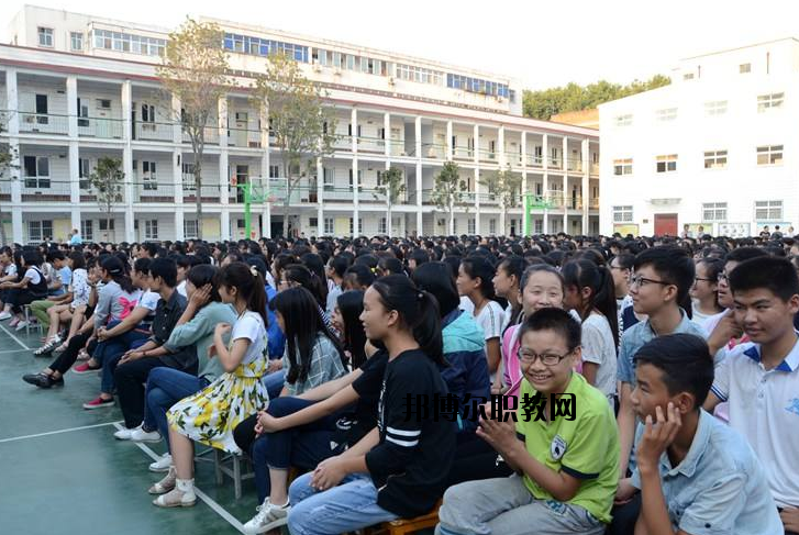 南陽(yáng)第二中等職業(yè)學(xué)校2021年報(bào)名條件、招生要求、招生對(duì)象