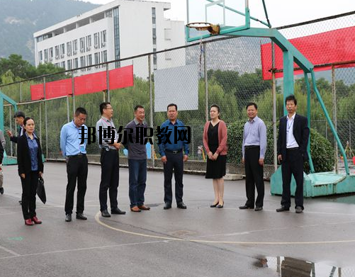 定西工貿中等專業(yè)學校地址在哪里