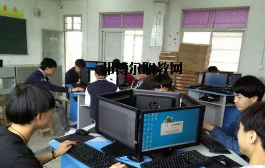 南城職業(yè)中等專業(yè)學(xué)校2020年報名條件、招生要求、招生對象