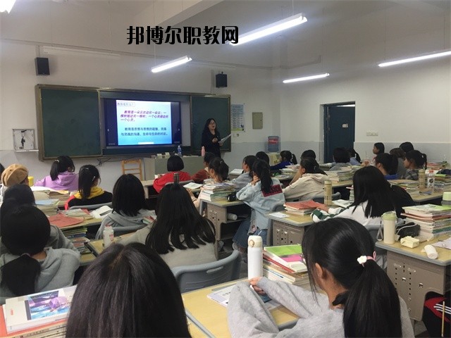 江西景德鎮(zhèn)機(jī)電工程學(xué)校2020年報(bào)名條件、招生要求、招生對象 
