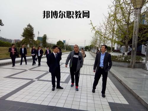 南充應(yīng)用技術(shù)職業(yè)學(xué)校2020年報名條件、招生要求、招生對象