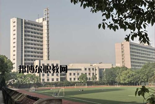 南充工業(yè)職業(yè)技術(shù)學(xué)校2020年報(bào)名條件、招生要求、招生對(duì)象
