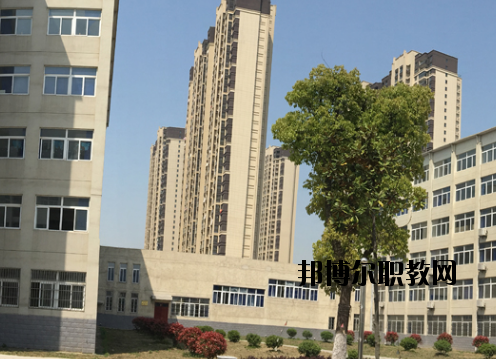 蕪湖財(cái)經(jīng)工業(yè)學(xué)校2020年報(bào)名條件、招生要求、招生對象