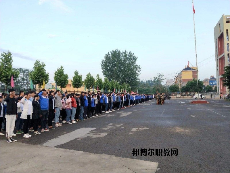 通許中等職業(yè)學(xué)校2021年報(bào)名條件、招生要求、招生對(duì)象