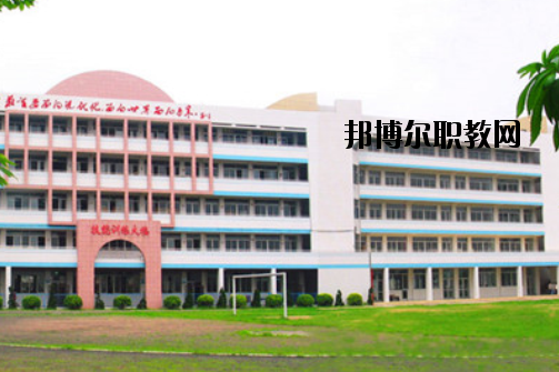 廣東輕工業(yè)技師學院學校怎么樣、好不好