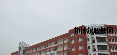 桂東衛(wèi)生學(xué)校2020年報(bào)名條件、招生要求、招生對象 