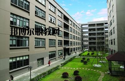 成都信息工程職業(yè)技術(shù)學(xué)校怎么樣、好不好