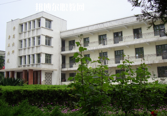 安徽霍邱師范學(xué)校2020年報(bào)名條件、招生要求、招生對(duì)象