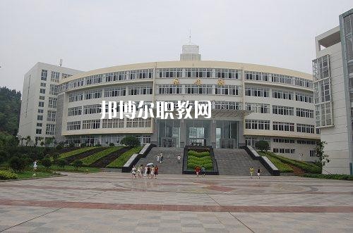 四川建筑技工學校2020年報名條件、招生要求、招生對象
