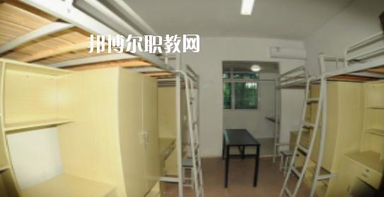 崇左八桂城市中等職業(yè)技術學校2020年宿舍條件