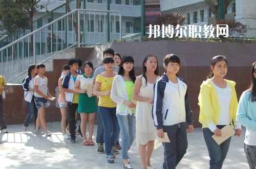 達(dá)州職業(yè)高級(jí)中學(xué)2020年報(bào)名條件、招生要求、招生對(duì)象