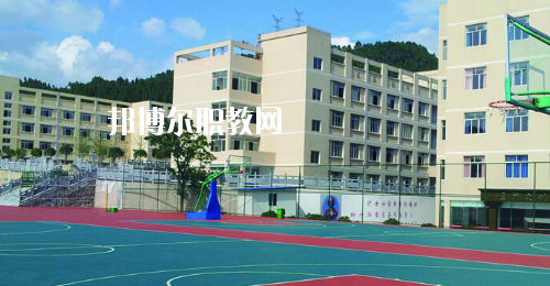 銅仁碧江區(qū)中等職業(yè)學(xué)校2020年報(bào)名條件、招生要求、招生對(duì)象