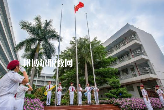 深圳市龍崗職業(yè)技術(shù)學(xué)校2020年報(bào)名條件、招生要求、招生對象