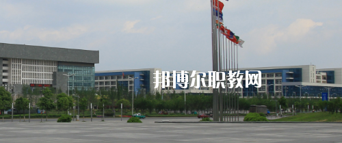 貴陽職業(yè)技術(shù)學(xué)院中職部2020年報(bào)名條件、招生要求、招生對(duì)象