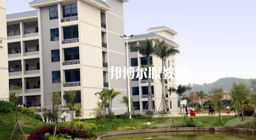 惠州商貿(mào)旅游高級職業(yè)技術(shù)學(xué)校2020年學(xué)費、收費多少
