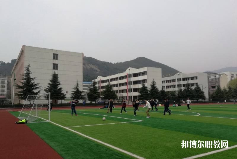 新縣職業(yè)高級(jí)中學(xué)2021年報(bào)名條件、招生要求、招生對(duì)象