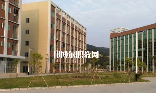 龍門縣職業(yè)技術(shù)學(xué)校2020年報名條件、招生要求、招生對象
