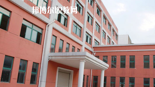 南昌工業(yè)技工學(xué)校2020年報(bào)名條件、招生要求、招生對象