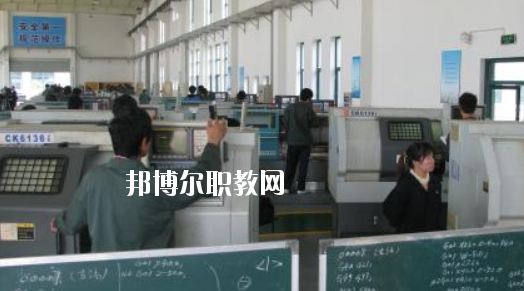 含山電子工程學(xué)校2020年報名條件、招生要求、招生對象