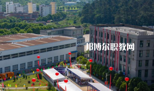 皖江職業(yè)教育中心學(xué)校怎么樣、好不好