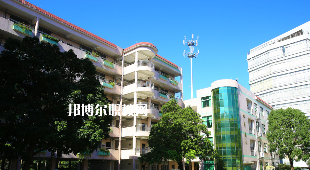 東莞經(jīng)濟(jì)貿(mào)易學(xué)校2020年學(xué)費(fèi)、收費(fèi)多少