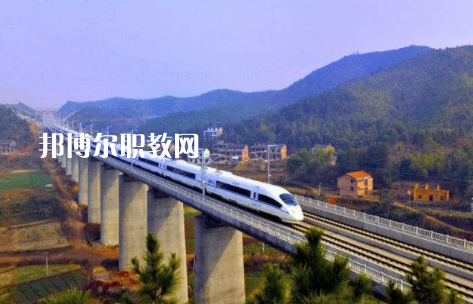 甘肅2021年讀高鐵學(xué)?？梢钥即髮W(xué)嗎