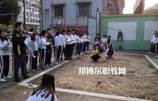 汕頭經(jīng)貿(mào)職業(yè)技術(shù)學(xué)校2021年報(bào)名條件、招生要求、招生對(duì)象