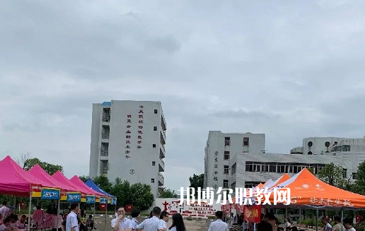 汕頭潮陽建筑職業(yè)技術(shù)學(xué)校2021年學(xué)費、收費多少