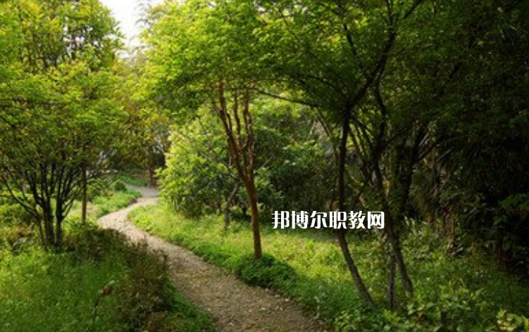 重慶船舶工業(yè)技工學(xué)校怎么樣、好不好