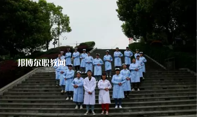 威信縣職業(yè)高級(jí)中學(xué)2021年學(xué)費(fèi)、收費(fèi)多少