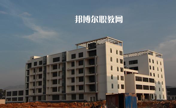 紅河州衛(wèi)生學(xué)校2021年學(xué)費(fèi)、收費(fèi)多少