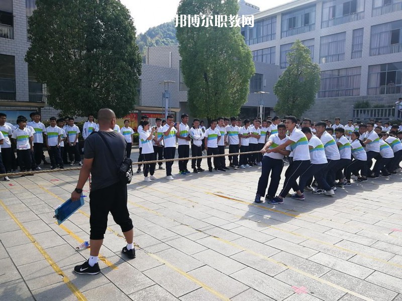臨滄財貿(mào)學校2021年報名條件、招生要求、招生對象