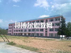 耿馬縣職教中心2021年報名條件、招生要求、招生對象